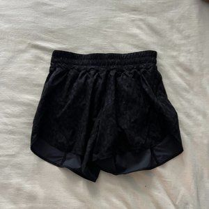 Lululemon Track That Mid-Rise Lined Short 5"